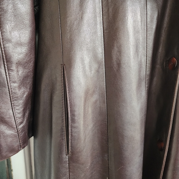 Andre Vintage 80's Brown Leather Coat with Black Faux Fur Collar - Picture 3 of 11